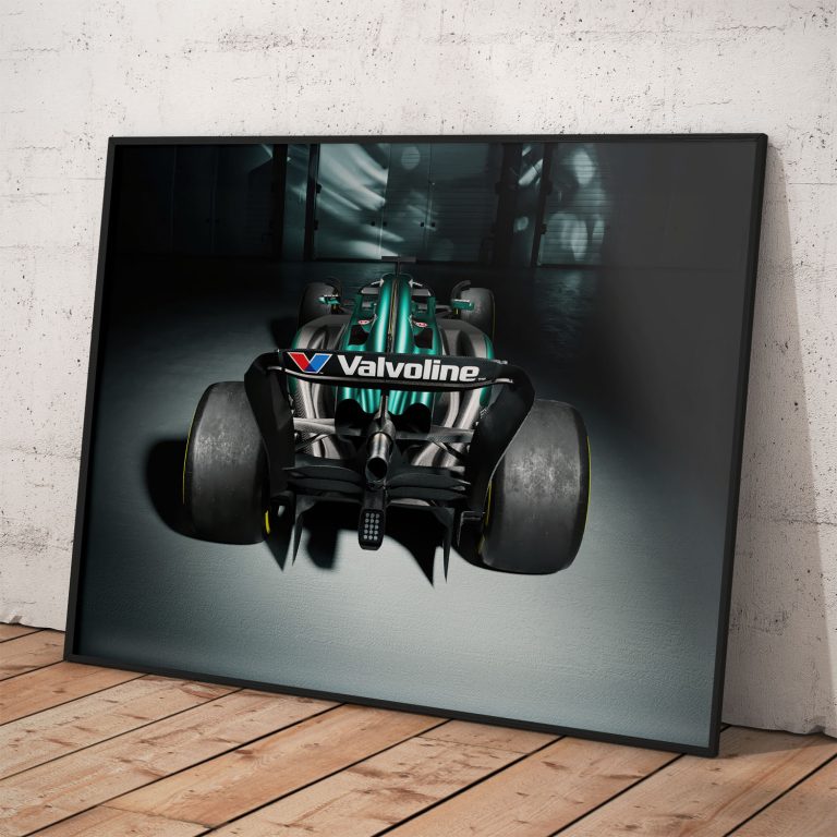 Aston Martin F1 tímový plagát pre sezónu 2025, pohľad zozadu.