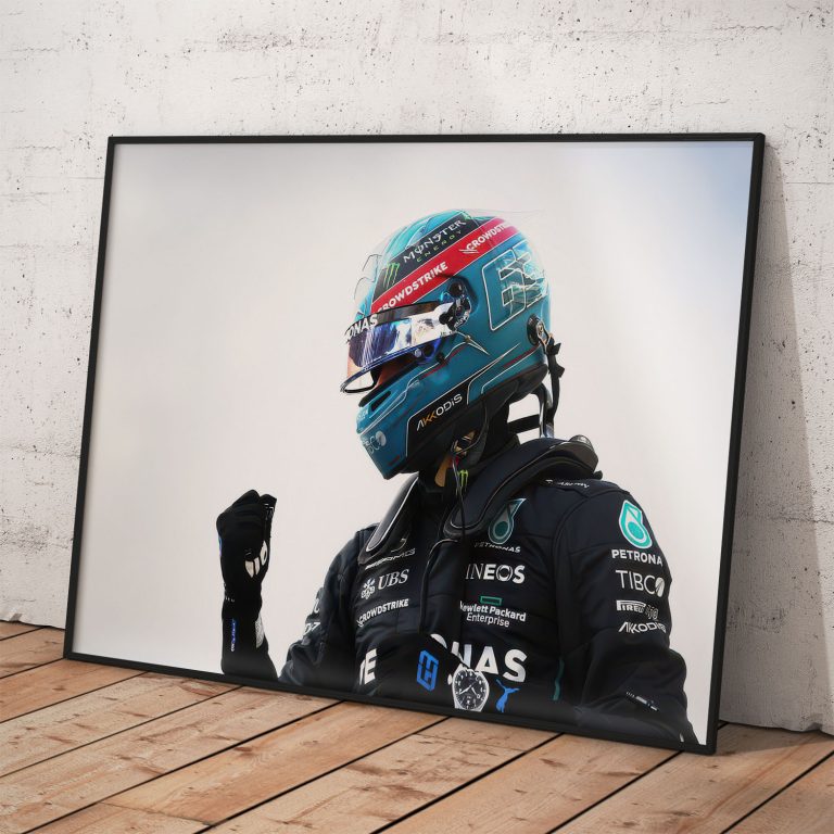 Plagát George Russell oslavujúci prvé miesto vo Formule 1, kvalitný pololesklý papier s rámovaním