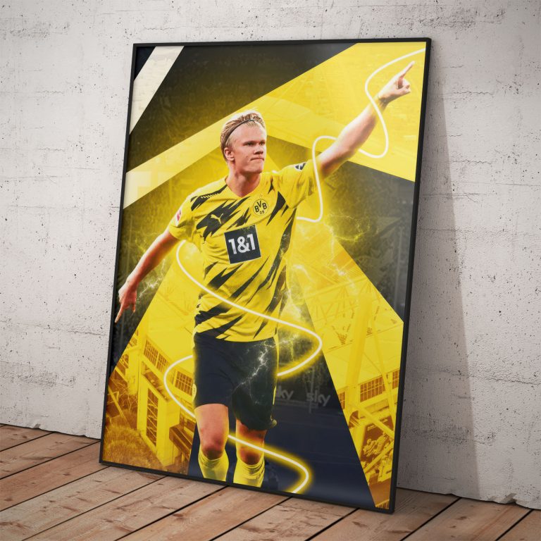 Plagát Erling Haaland v drese Borussia Dortmund, pololesklý papier.