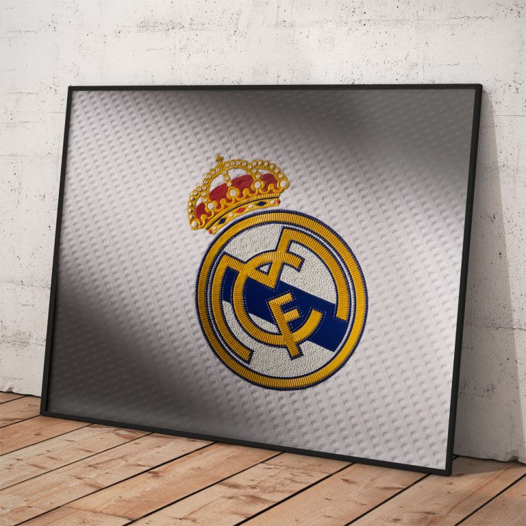 Real Madrid CF plagát s logom ako nášivka na kvalitnom papieri.