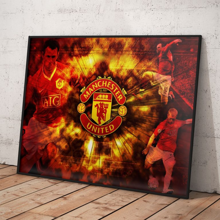 Manchester United FC plagát s ohnivým logom na kvalitnom pololesklom papieri.