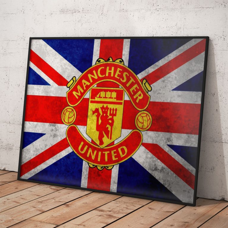 Plagát Manchester United FC na kvalitnom pololesklom papieri s anglickou vlajkou.