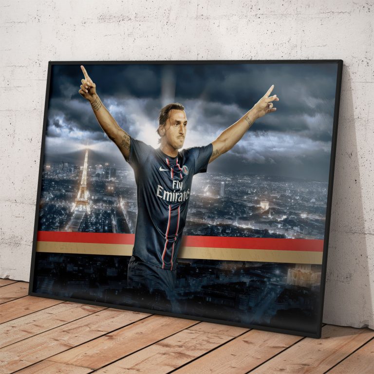 Plagát Zlatan Ibrahimović s víťazným gestom, kvalitný pololesklý papier, voliteľné rámovanie
