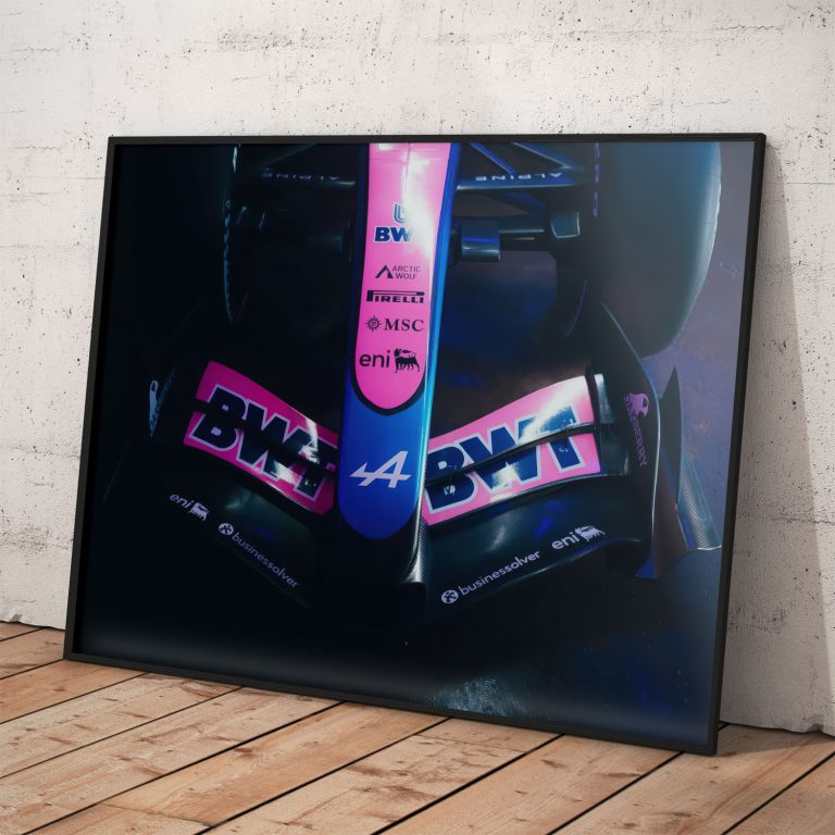 Originálny suvenír Alpine Team A526 – stálofarebný poster pre milovníkov F1.