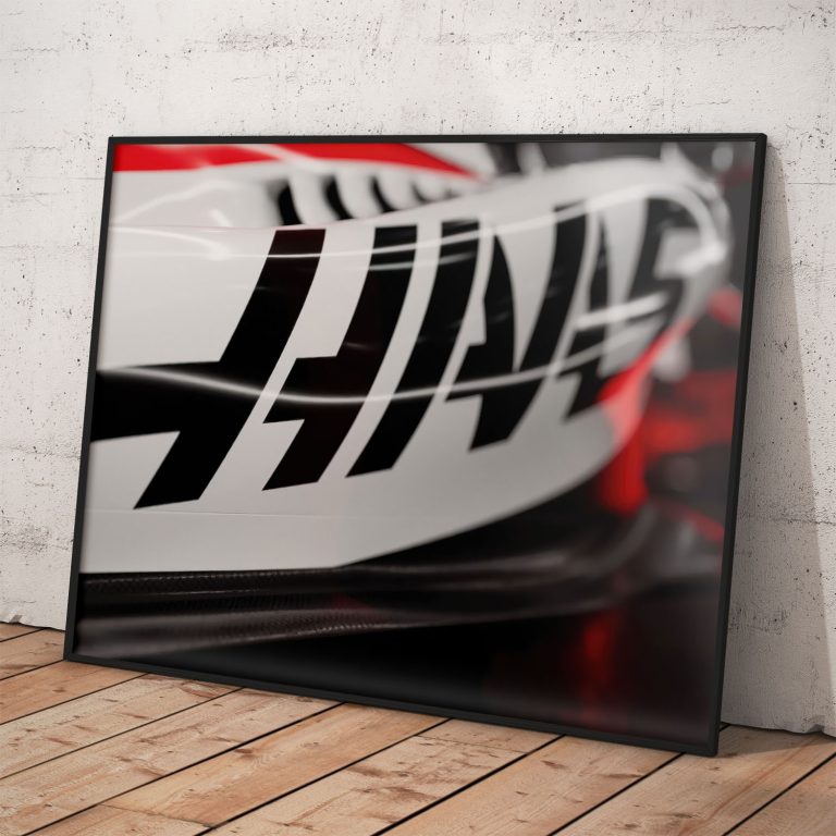 Plagát tímu Haas F1 s novinkou VF-26, kvalitný papier s perleťovým efektom