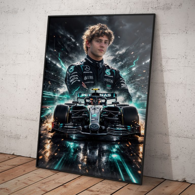 Plagát Kimi Antonelli – jazdec Mercedes F1 v umeleckom dizajne.