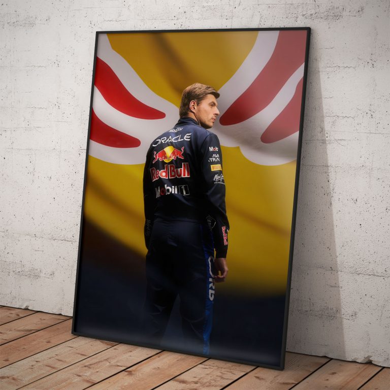 Plagát Maxa Verstappena s vlajkou Redbull. Kvalitná tlač na pololesklom papieri.