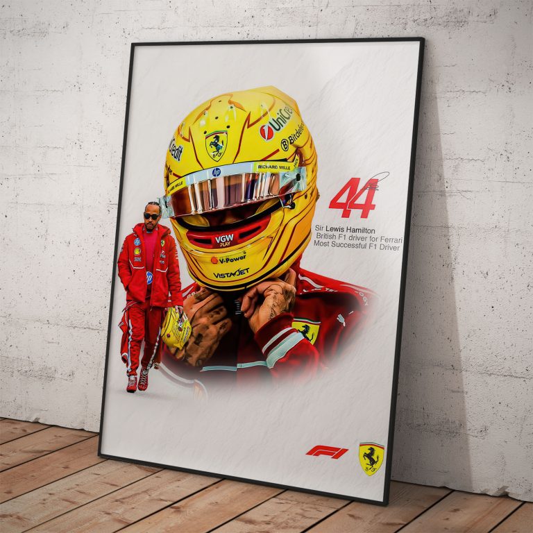 Poster Lewisa Hamiltona s číslom 44 a Ferrari na kvalitnom perleťovom papieri.