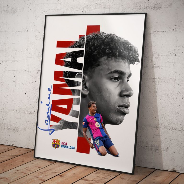 Futbalový plagát Lamine Yamal v drese FC Barcelona a čiernobielym portrétom