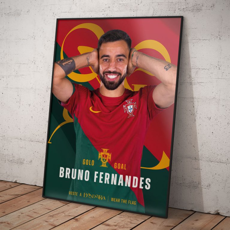 Futbalový plagát Bruno Fernandes v reprezentatívnom drese Portugalska s ikonickou oslavou.